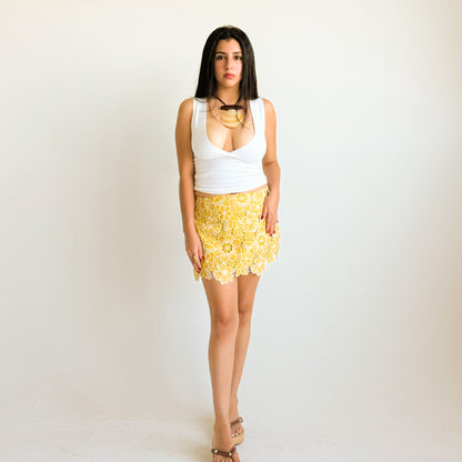 THE MINI IN YELLOW CUTWORK
